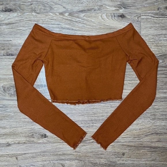 ๐ Off the shoulder Long-sleeve - Picture 2 of 2